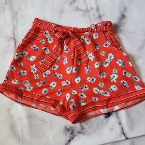❤️XHILARATION red floral stripe belt shorts S